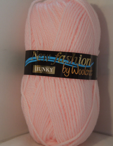 New Fashion Chunky Yarn 10 x 100g Balls Baby Pink
